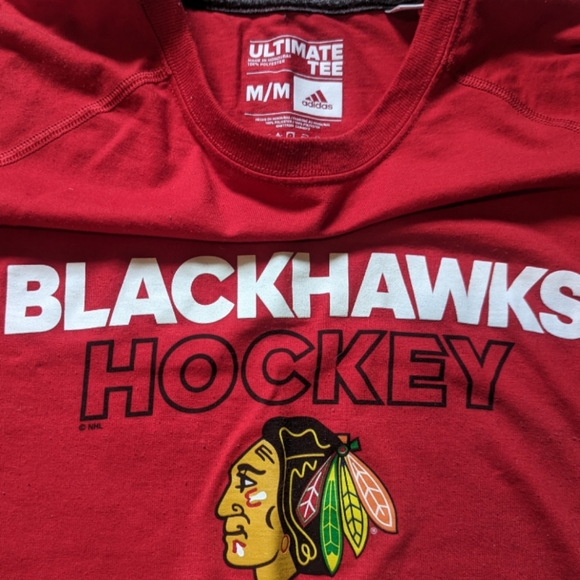 🎀Men's | Chicago Blackhawks Tee | Medium - Picture 2 of 3